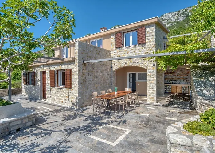 Old Stone Villa Vrba