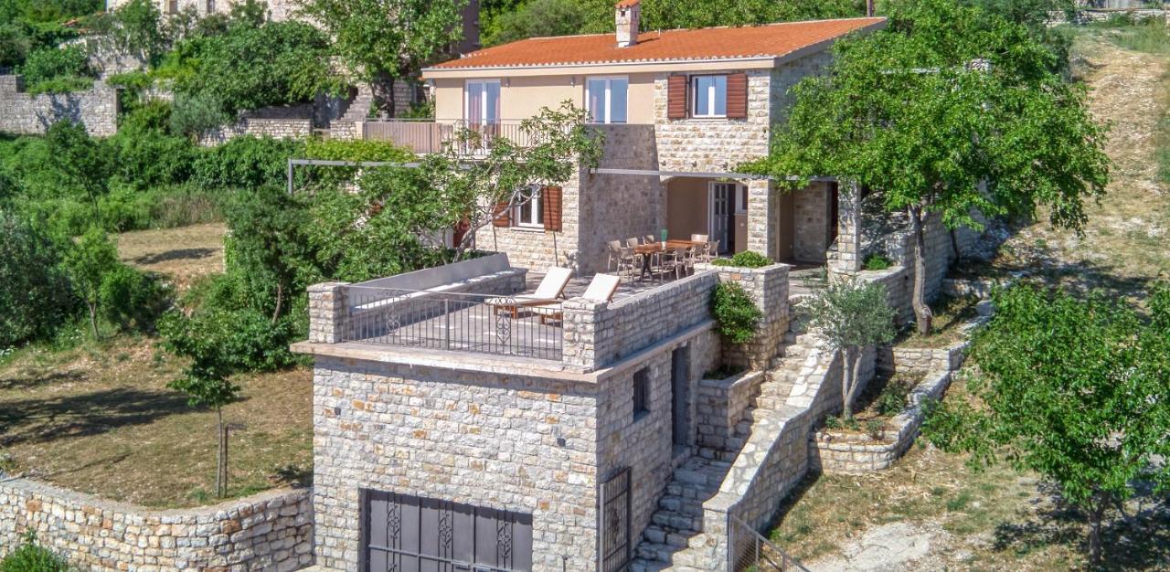 Old Stone Vrba Villa *